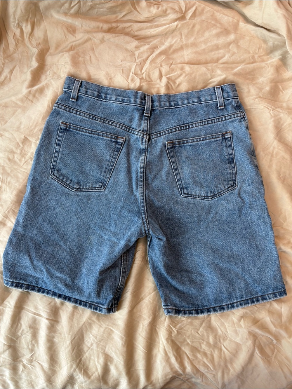 Vintage Cherokee Jean Shorts — Unisex Y2K Style (Women’s 10-12, Men’s 34) - Picture 2 of 8